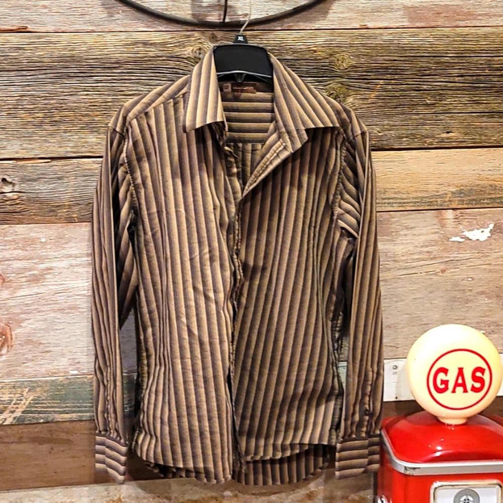 Level Ten Mens dress shirt